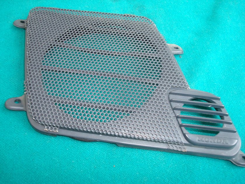 Goldwing GL1500 88 to '00 speaker cover RIGHT + grille 64242-MN5-000ZE