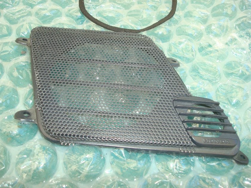 Goldwing GL1500 88 to 00 RIGHT hand Speaker cover and grille 64242-MN5-000ZB