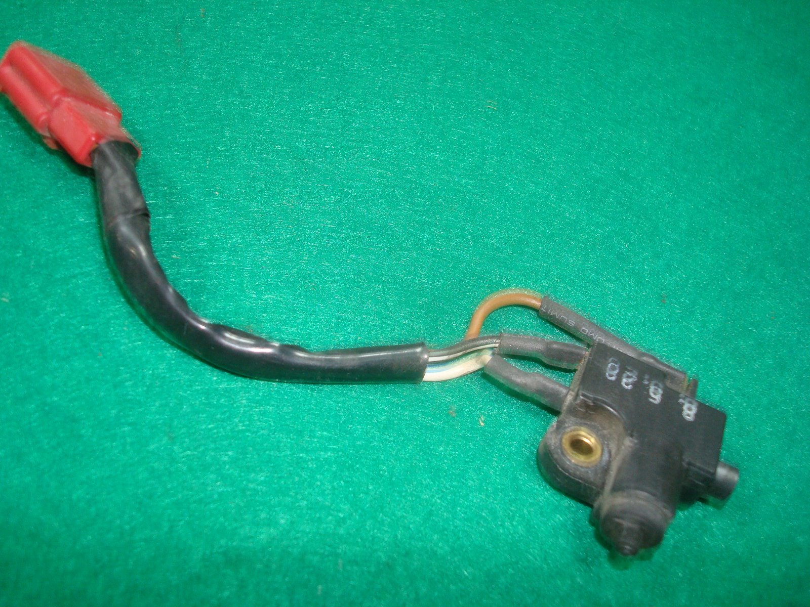 Goldwing GL1500 88 to 00 SW SWITCH ASSY., REVERSE & NEUTRAL 35370-MN5-003