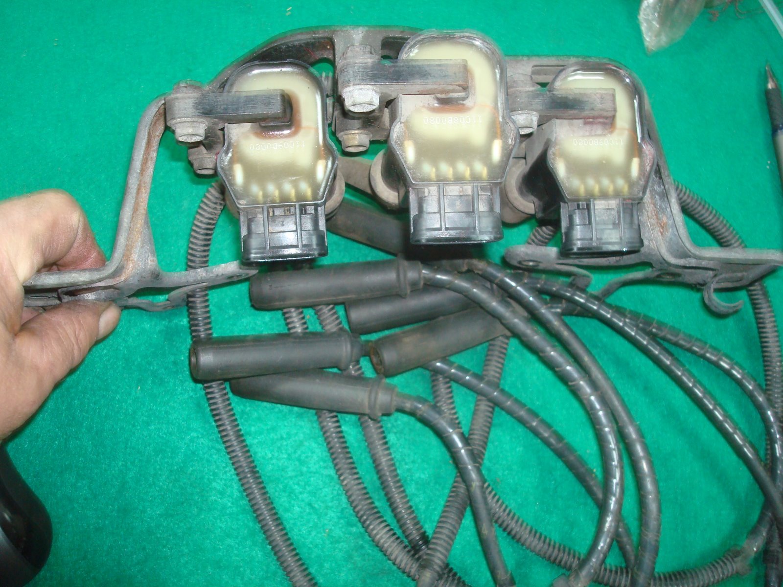 Goldwing GL1800 01 to 17 Coil and plug wires on stay assem SET 2 30520-P7A-007