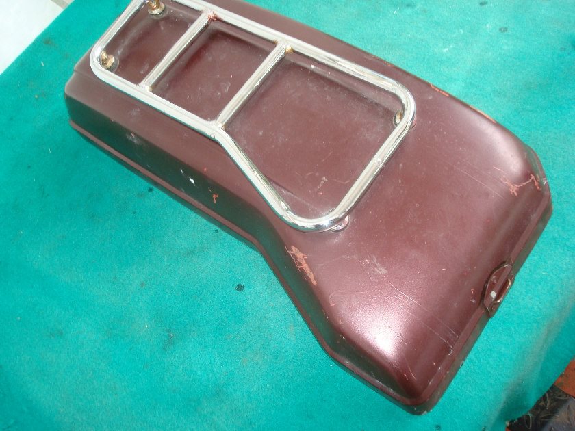 Goldwing GL1100 80 - 83 Saddle bag lid, Right hand & top rack. Repainter.