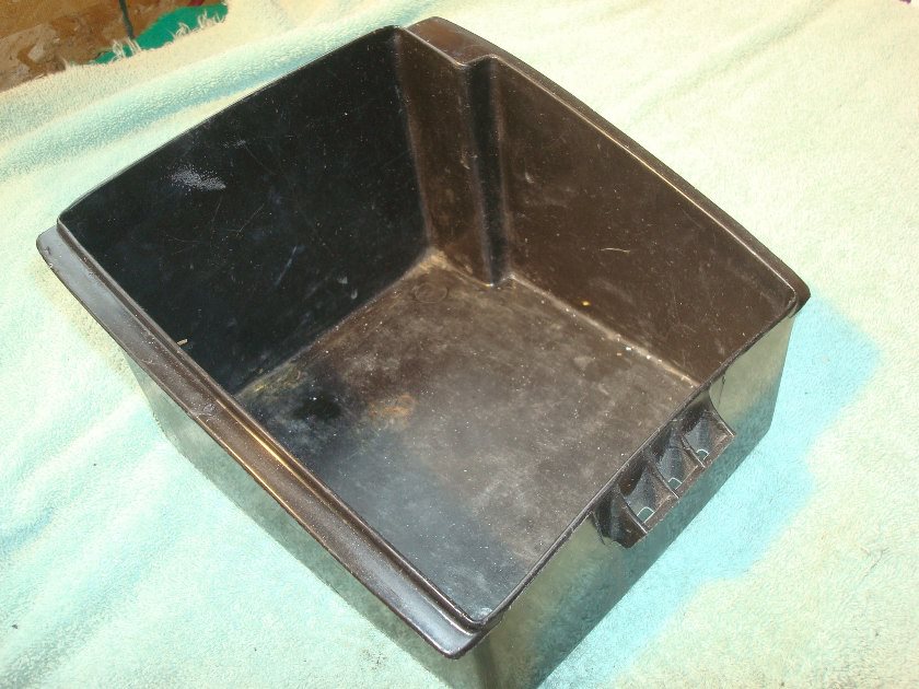 Goldwing GL1200 84 to 87 Tool tray, glove box , good condition
