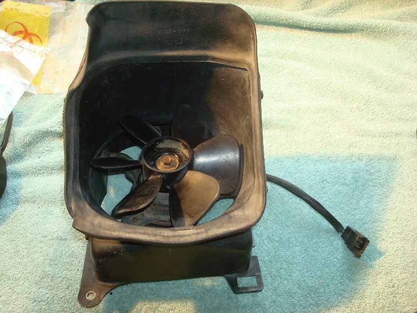 Goldwing GL1500 88 to 90+ Radiator fan assembly, Right hand