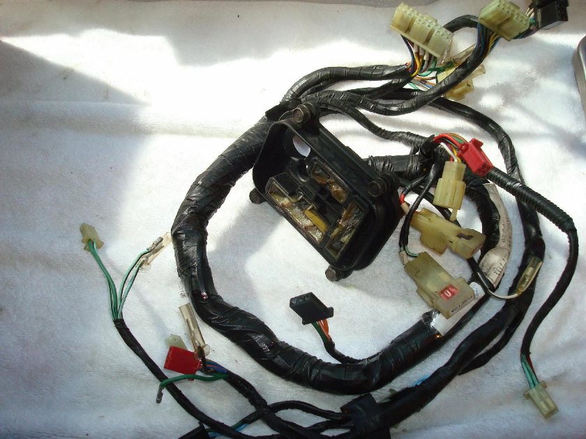 Goldwing GL1200 85 86 fairing harness complete 85 + 86 AT LEAST see 3043