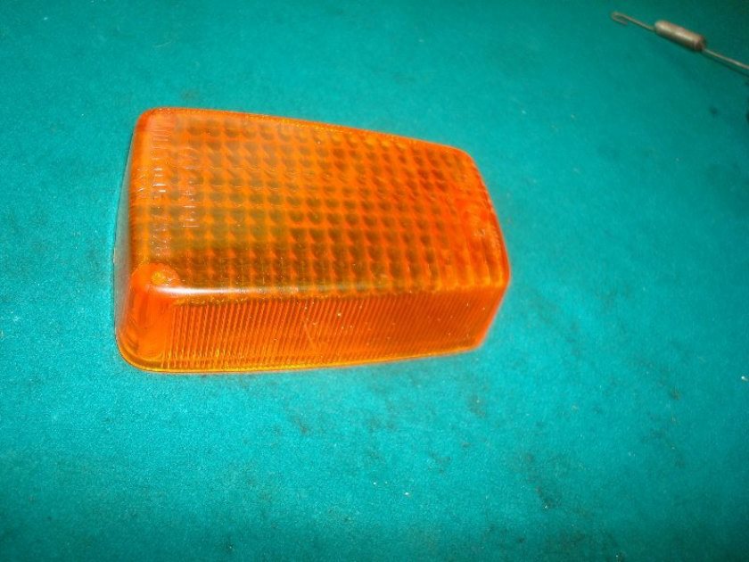 Goldwing GL1100 79 to 83 Signal light lens, stock Honda (Stanley)