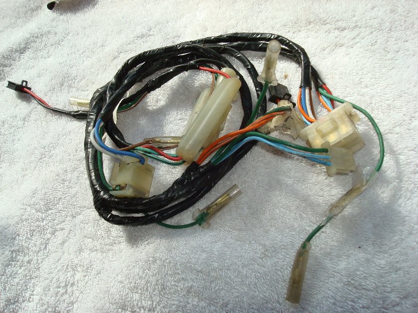 Goldwing GL1100 83 fairing harness 32105-463-8911 32105-463-8911