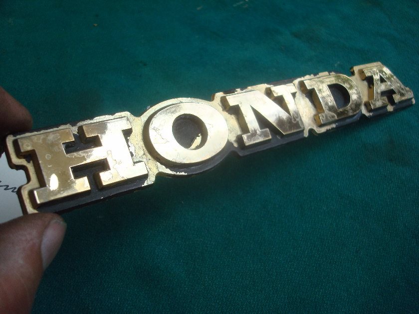 Goldwing GL1100 80 to 87 Fairing Emblem 19.7 cm as well as