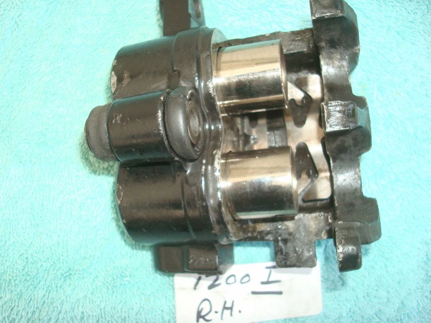 Goldwing GL1200 84 to 87 INTERSTATE caliper, Right Hand (RH), excellent