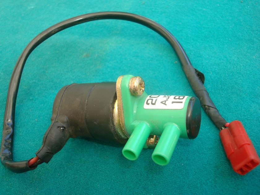 Goldwing GL1500 88 to 00 20-AJ3-18 Vacuum sensor 20-AJ3-18 20-AJ3-18