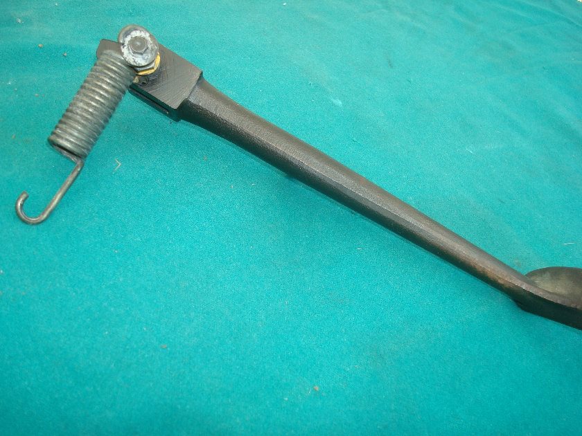 Goldwing GL1500 88 to 00 Side stand w/ spring, pivot bolt and switch bolt