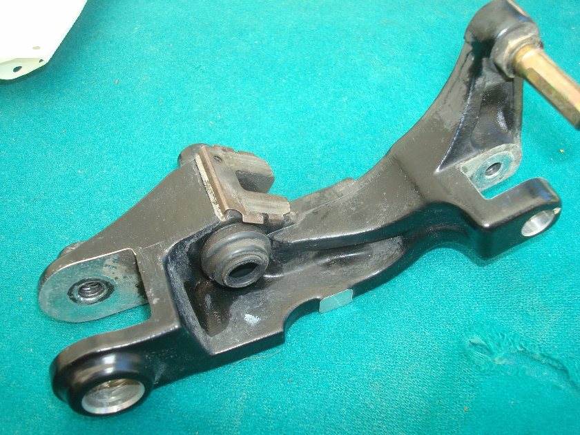 Goldwing GL1500 88 to 00 LEFT hand caliper stay Bracket SE Aspencade