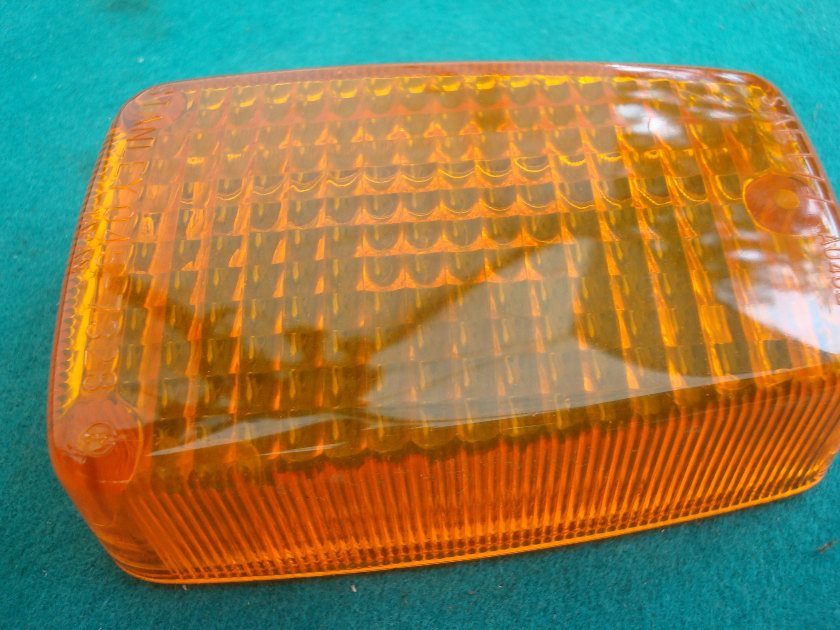 Goldwing GL1100 80 to 84 Stock Honda signal lens STANDARD 84 and