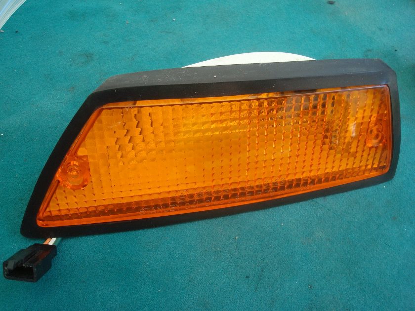 Goldwing GL1100 80 to 83 Fairing signal light LEFT hand