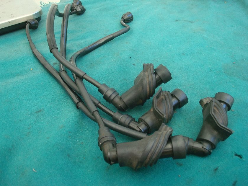Goldwing GL1200 84 to 87 Stock numbered plug wires, suppressor caps, seals.