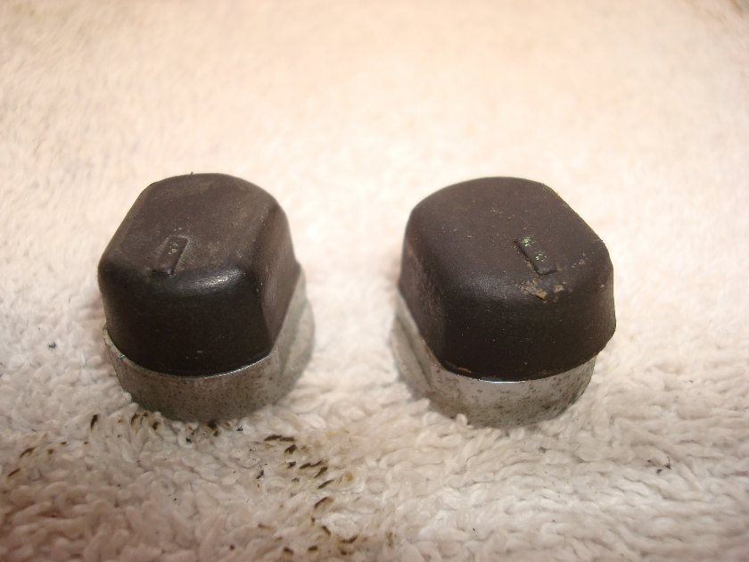 Goldwing GL1100 80 81 82 83  radio knobs