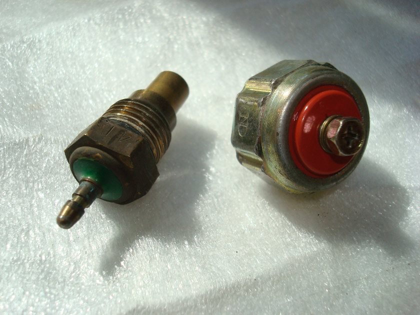 Goldwing GL1000,1100,1200 75 to 87 Sensors oil temp