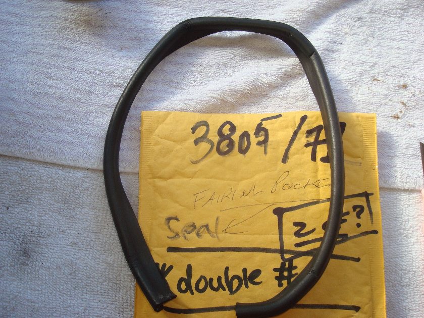 Goldwing GL1200 84 85 86 87 fairing pocket seal