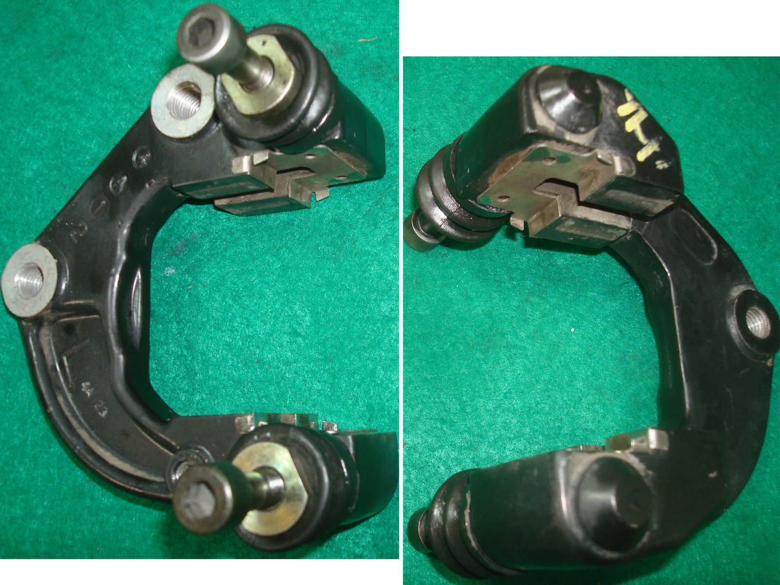 Goldwing GL1000 79 BRACKET, L. FR. Caliper stay, LH 45110-422-016