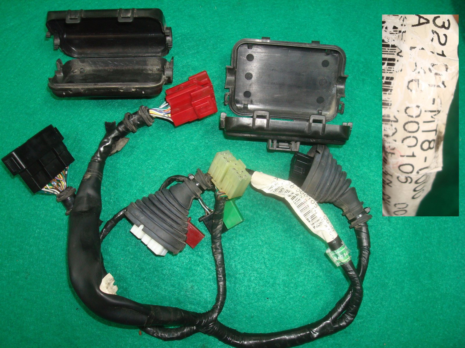 Goldwing GL1500 90 to 00 SUB-HARNESS, R. RR w/ 32101-MT8-000