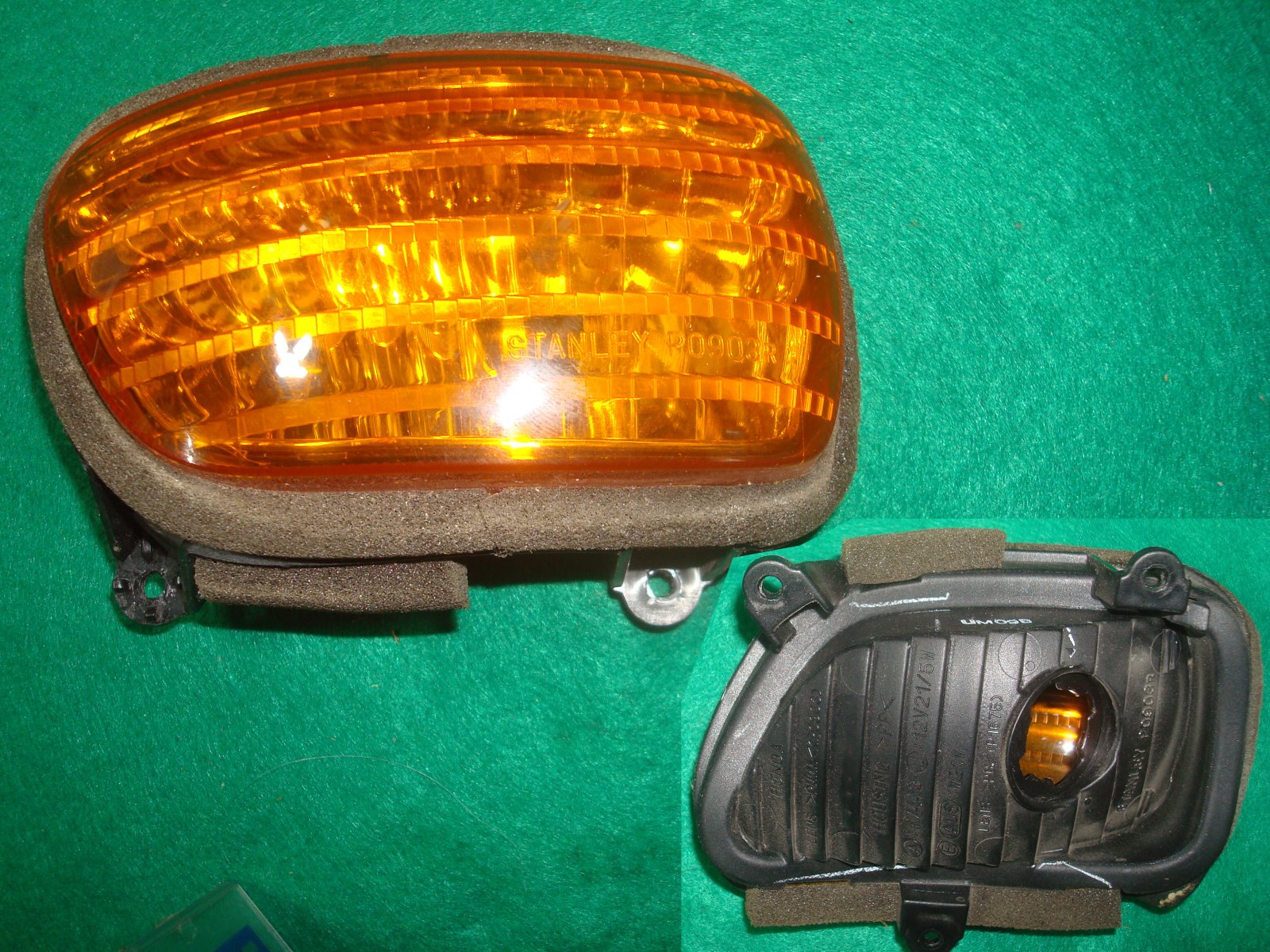 Goldwing GL1800 01 to 10 Left signal lens Left 33460-MCA-671