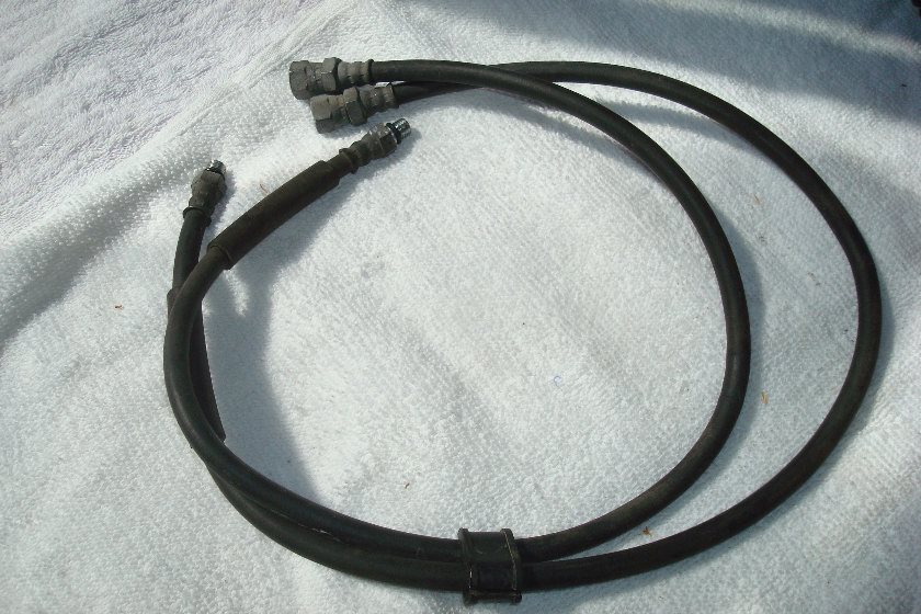 Goldwing GL1100 80 81 82 83 84 85 86 87 Air shock hoses rear