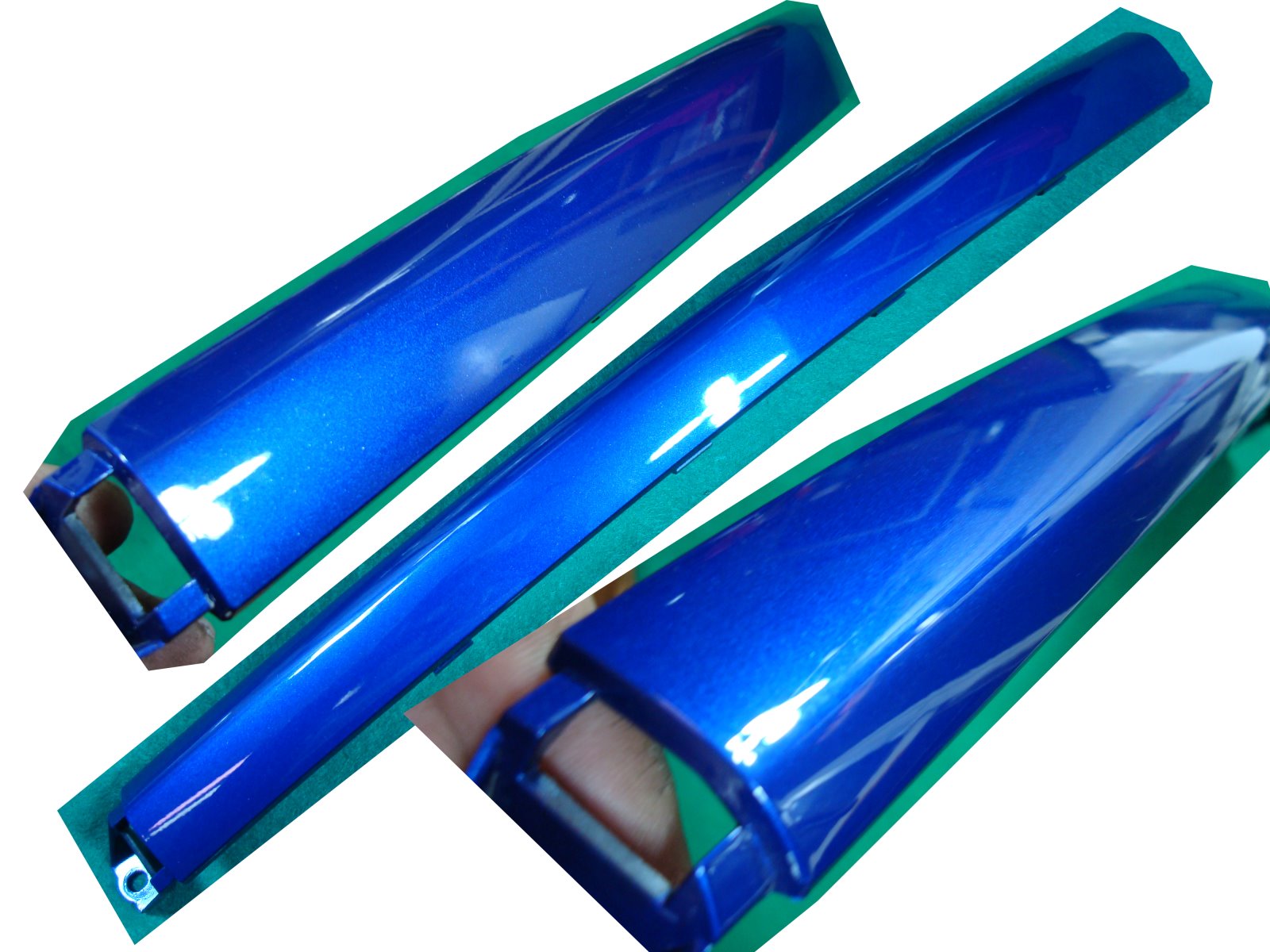 Goldwing GL1800 2001  MOLDING, TRUNK CENTER PB304P APOLLO BLU 81163-MCA-000ZB
