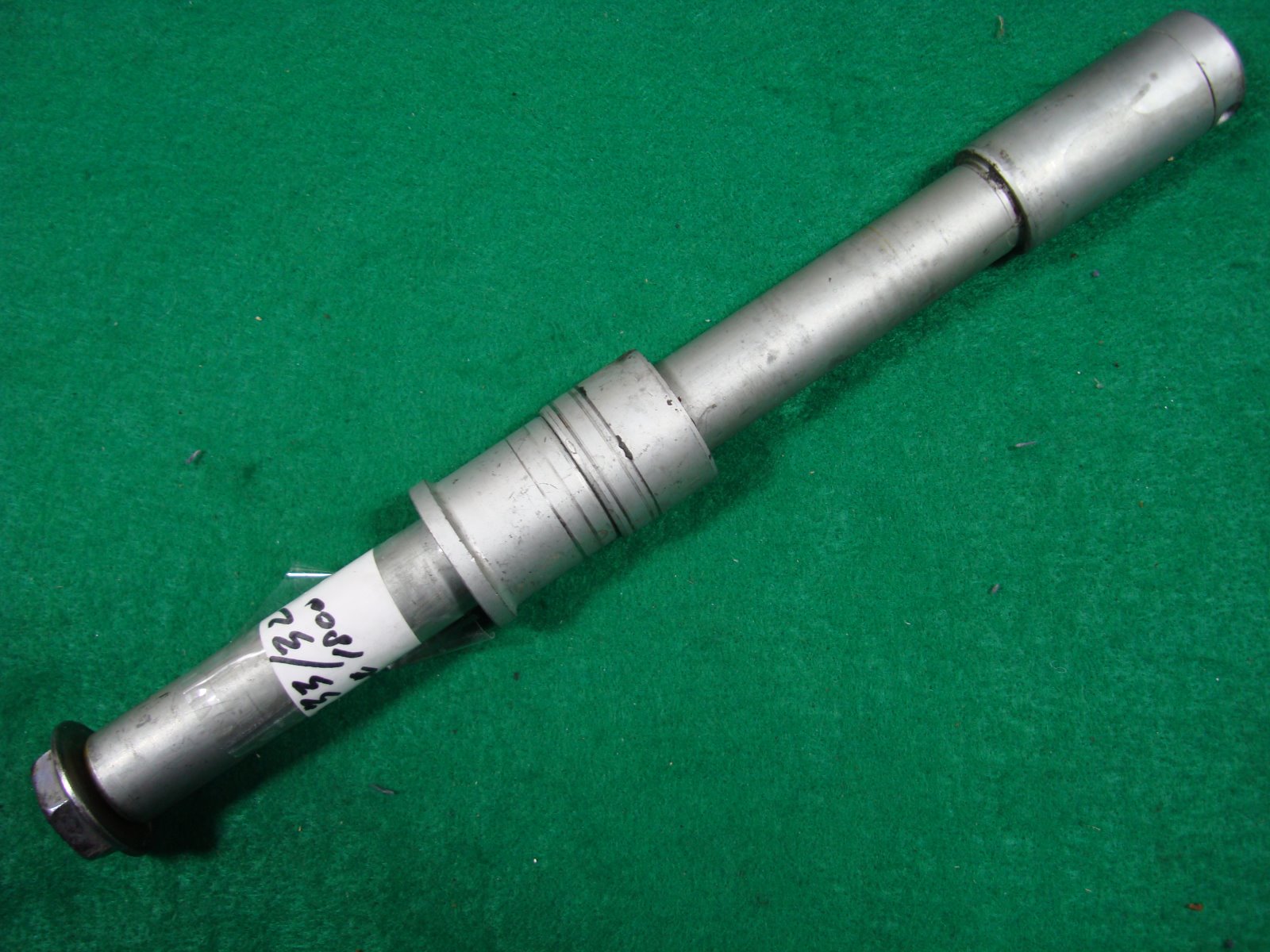 Goldwing GL1800 01 to 10 Axle FR Wheel ASSEMBLY 44301-MCA-000