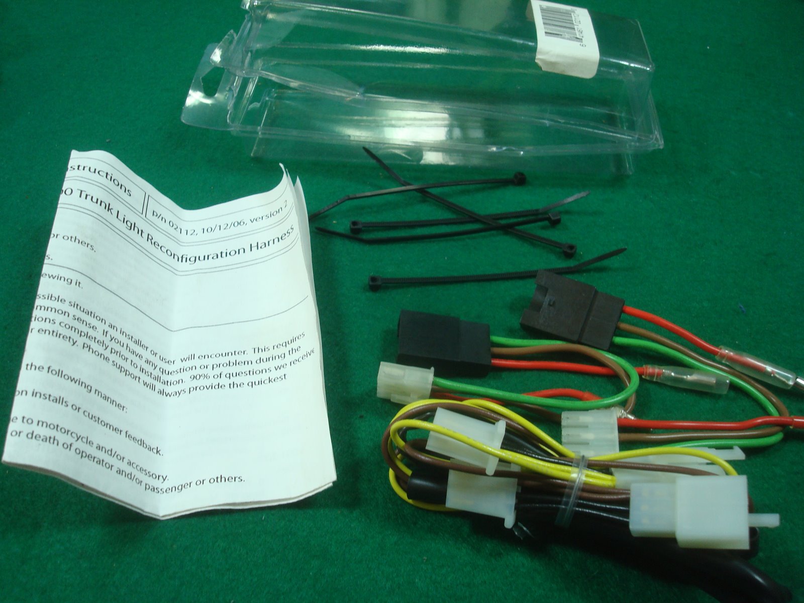 Goldwing GL1800 01 to 10 Trunk Light Reconfiguration Harness 2112 2112