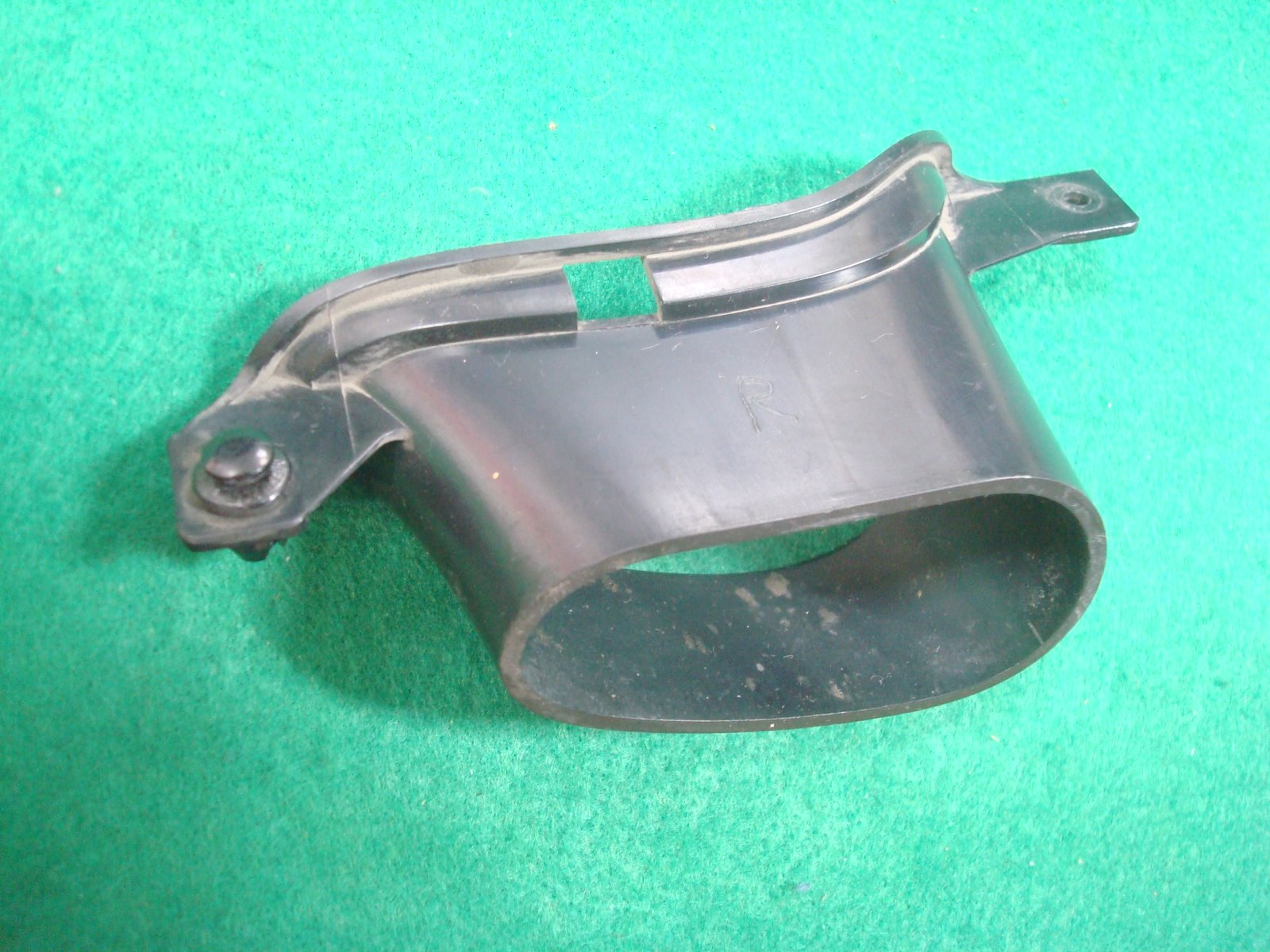 Goldwing GL1800 01 to 10 DUCT, R. SIDE COWL 64287-MCA-000