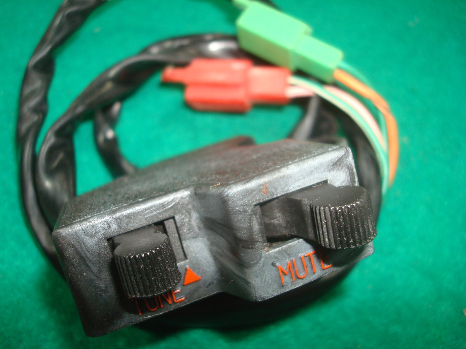 Goldwing GL1100 80 to 83 Tune and mute radio control #1 Clarion 2 Clarion 2