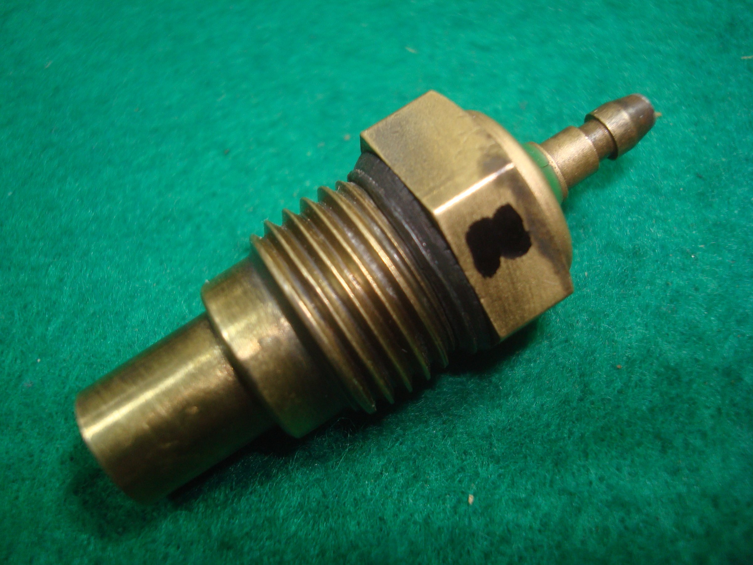 Goldwing GL1000 75 to 81 SENDING UNIT, WATER TEMPERATURE 37510-371-008