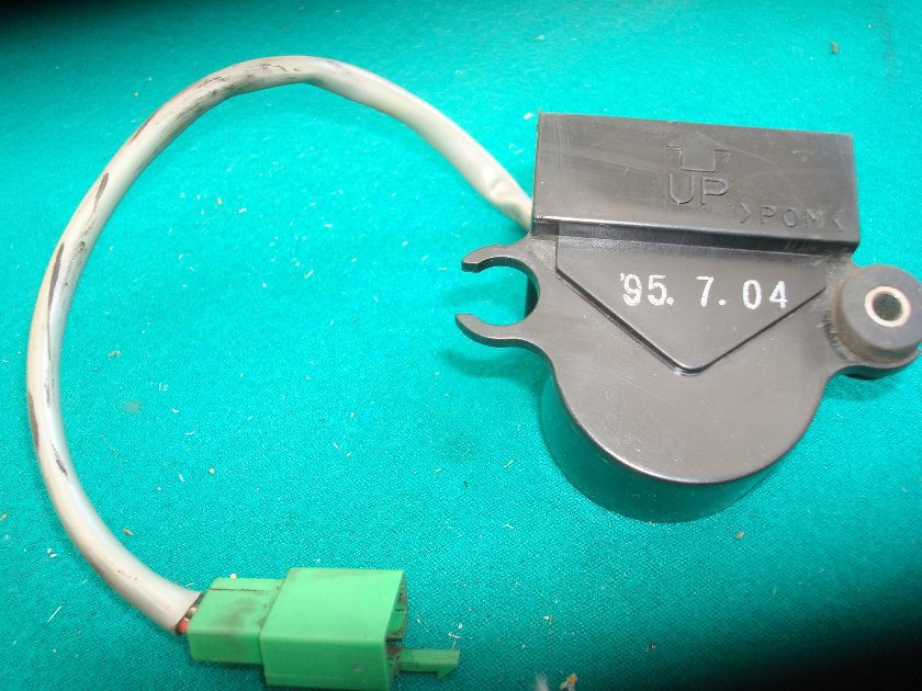 Goldwing GL1500 88-90+ SENSOR ASSY., STOP Tip over switch 35160-MAF-003