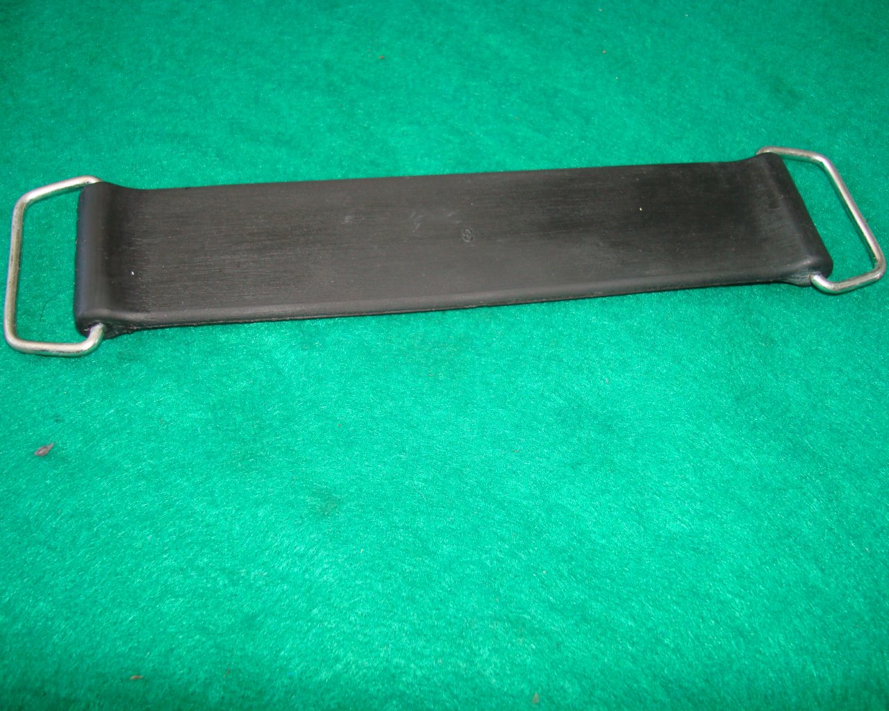 Goldwing GL1800 01 to 17 Tool kit rubber band