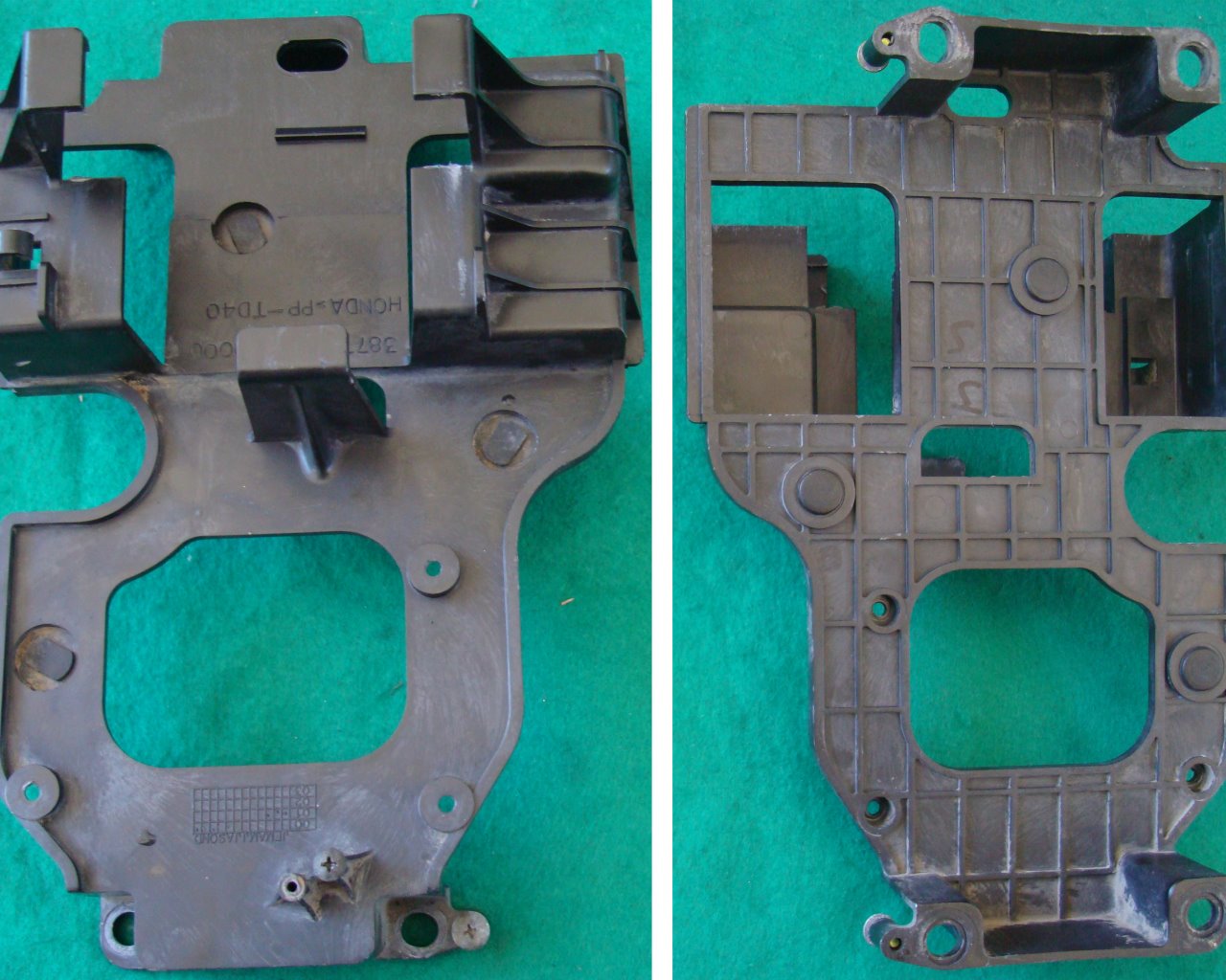 Goldwing GL1800 01 to 05 PGM FI UNIT STAY  38771-MCA-000