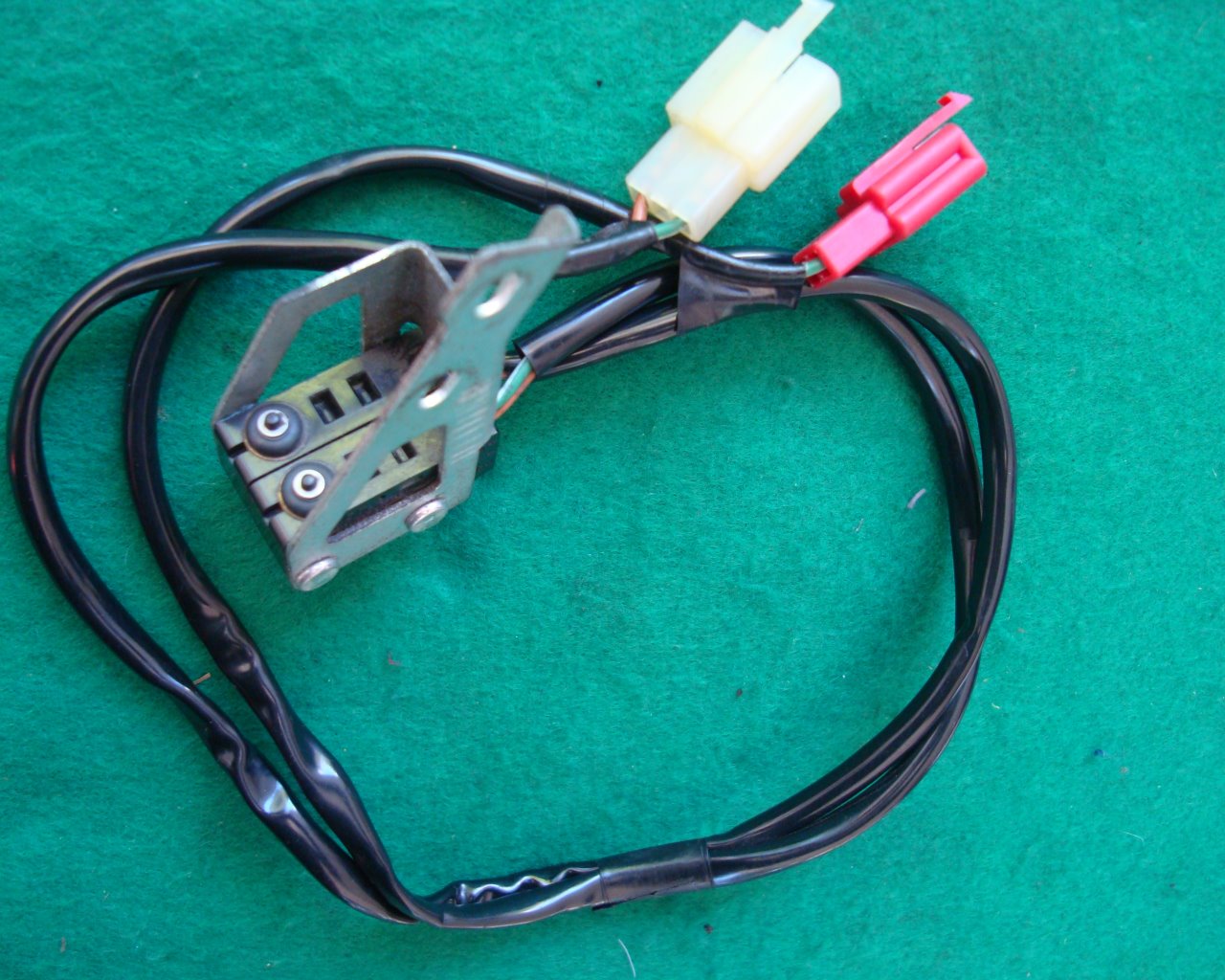 Goldwing GL1800 01 to 10 Switch Set RR Stop Cruise 35300-MCA-000