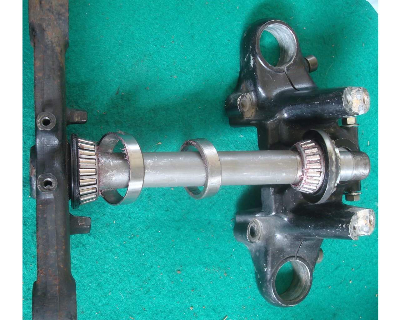 Goldwing GL1000 75 to 79 STEM, STEERING Assy AllBall Bearings 53200-371-010ZA