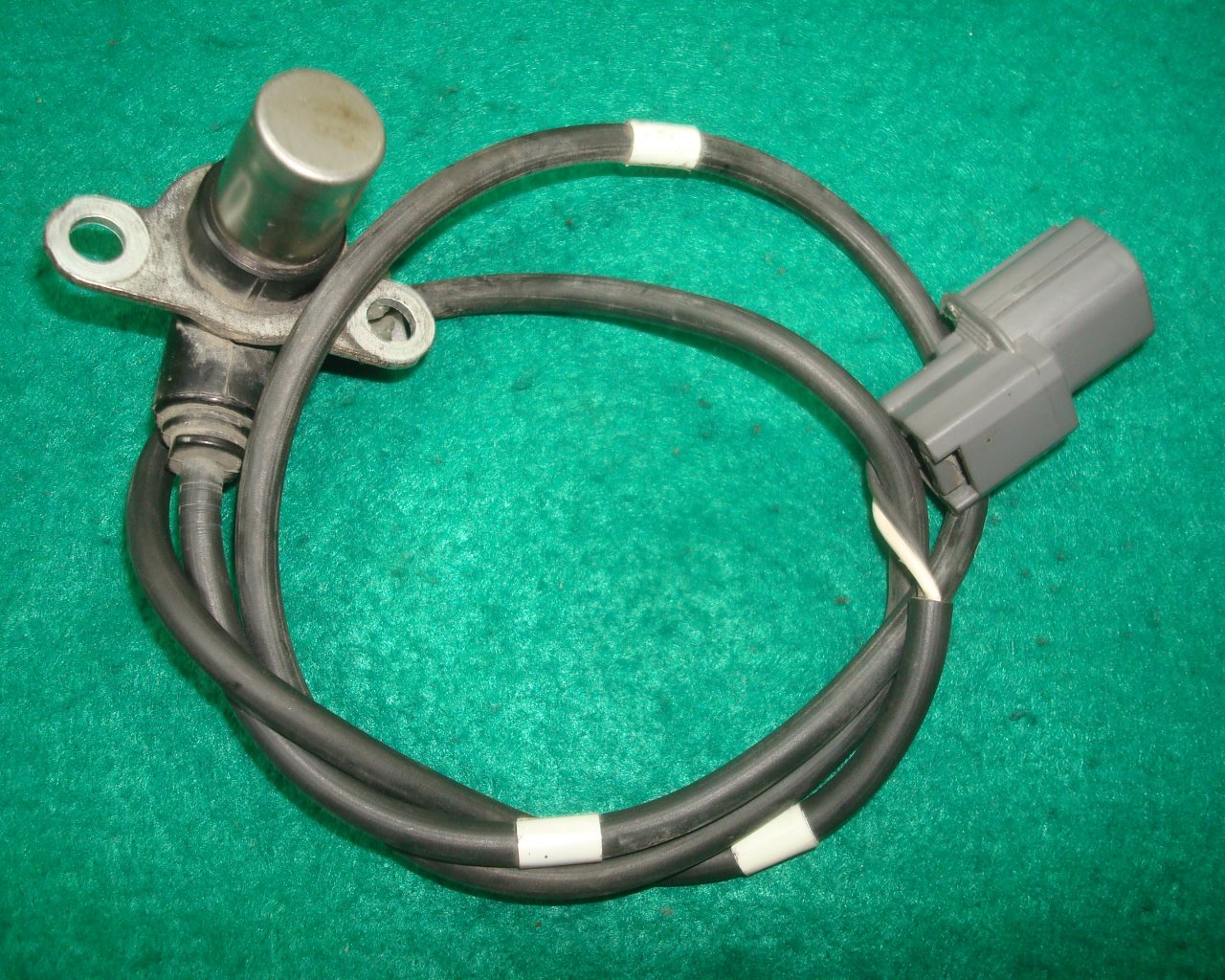 Goldwing GL1800 01 to 17 ABS Sensor Rear Wheel Speed 38510-MCA-A30