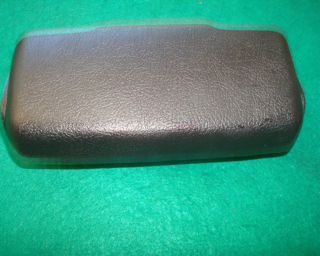 Goldwing GL1500 88 to 00 Handlebar cover, black 53130-MN5-000