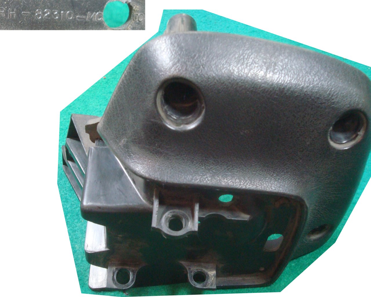 Goldwing GL1800 01 to 05 Body Right Armrest 82310-MCA-000