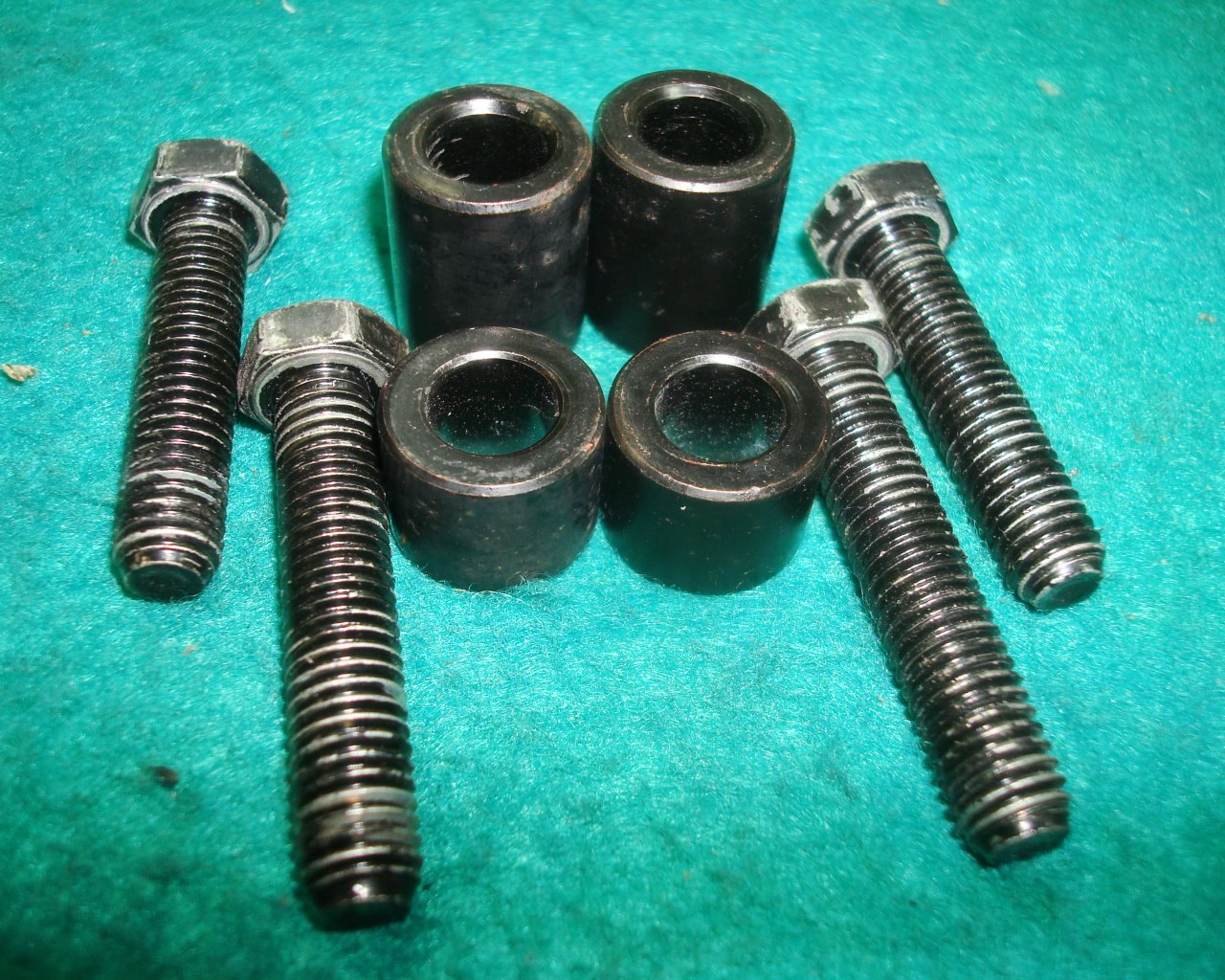 Goldwing GL1800 2013 to '16 F6B F6BD parcel carrier spacer kit
