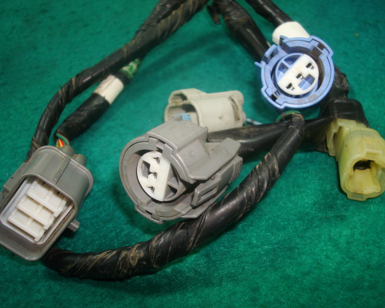 Goldwing GL1800 01 to 05 SUB-HARNESS B, ENGINE 32106-MCA-000