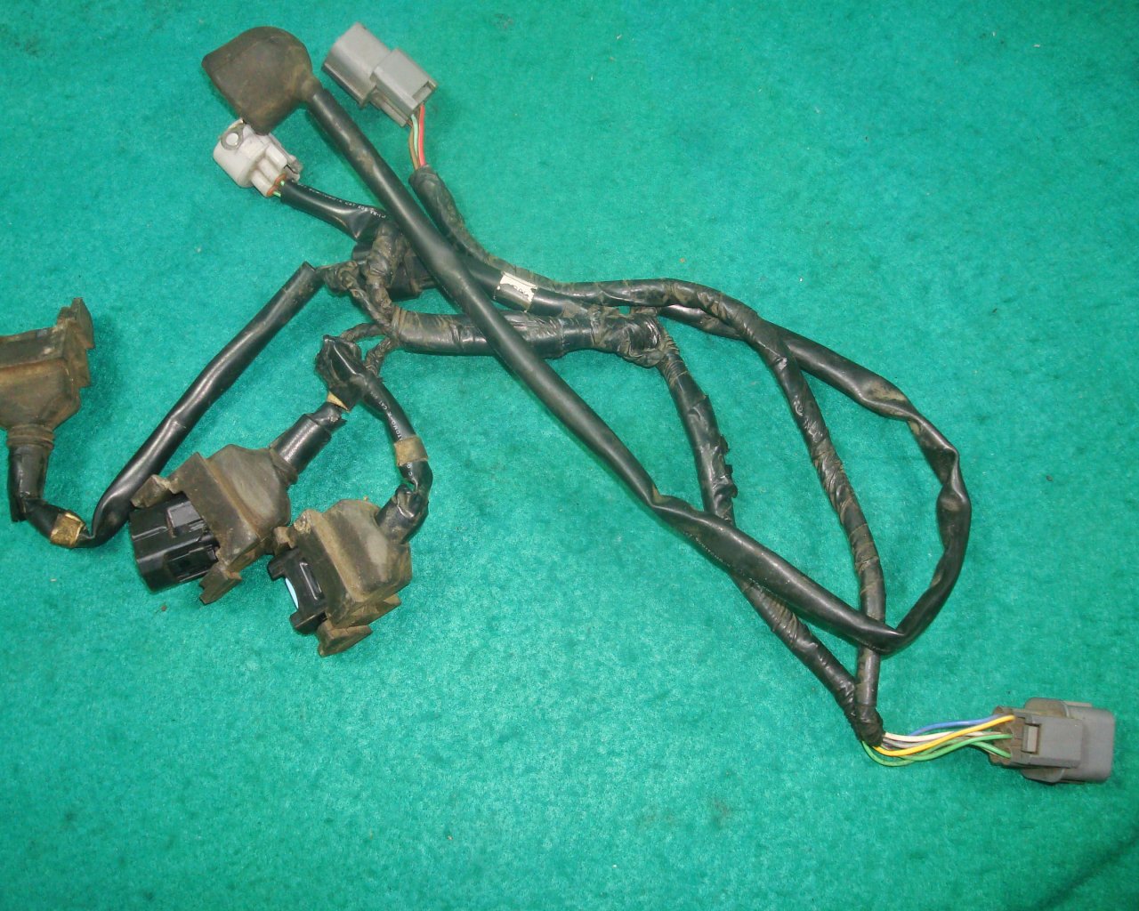 Goldwing GL1800 06 to 10 Sub Harness "A" LEFT injectors 32104-MCA-A60