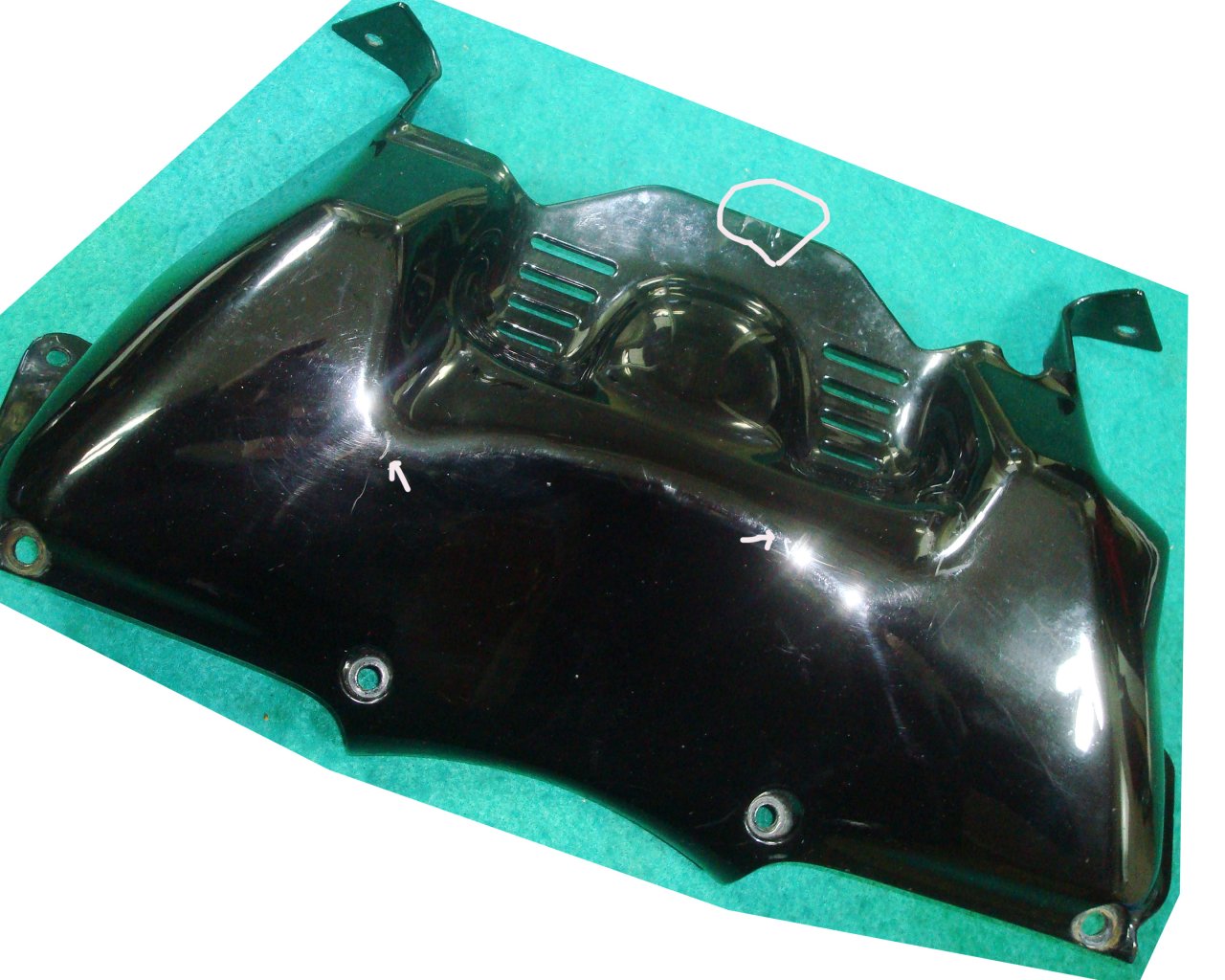 Goldwing GL1800 01 to 04 Cowl, Center Inner 64501-MCA-000ZA