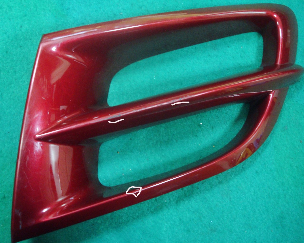 Goldwing GL1800 01 to 02 Louver, Right side cowl R259 Red 64282-MCA-010ZC
