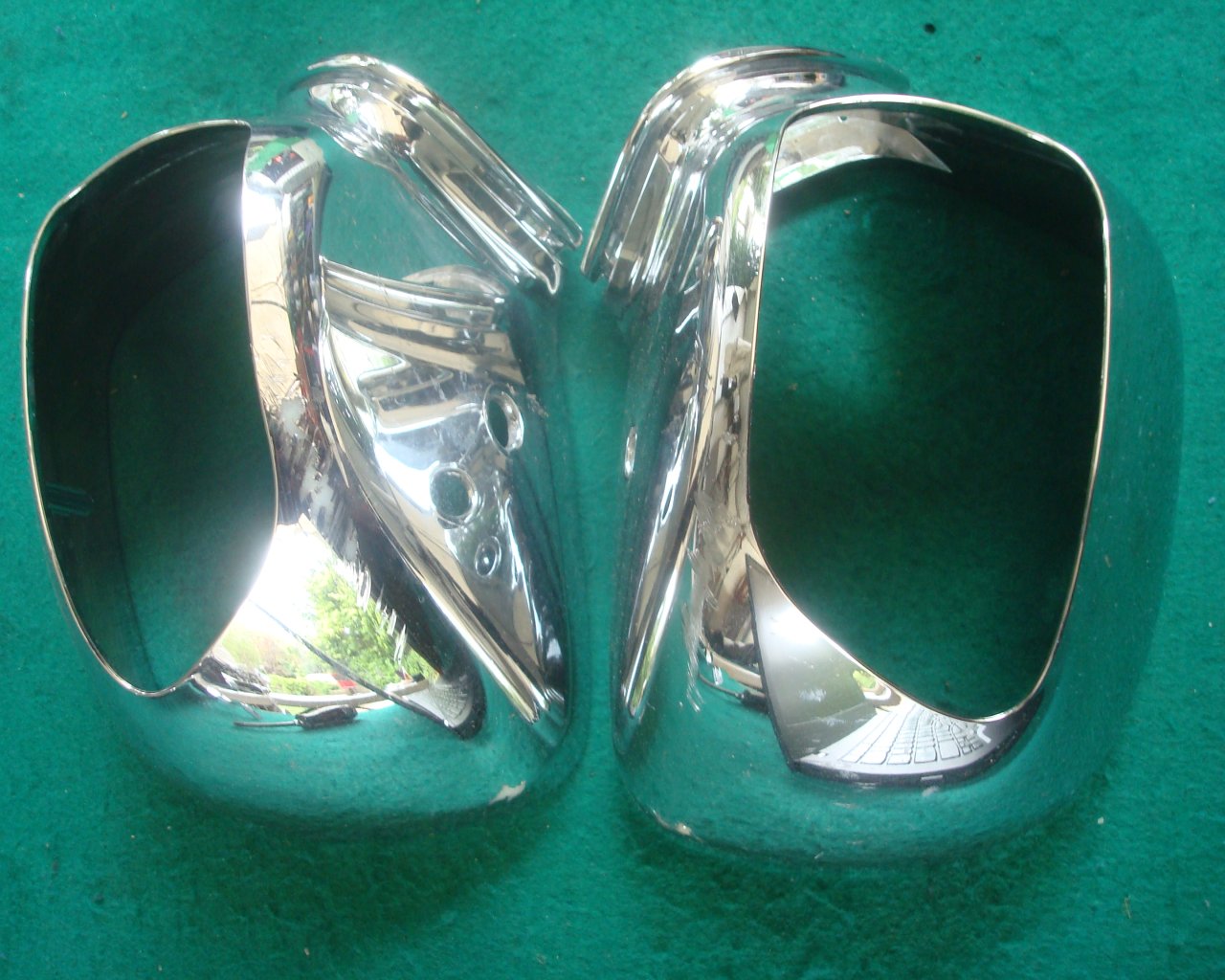 Goldwing GL1800 01 to 10 Mirror housings SET L & R