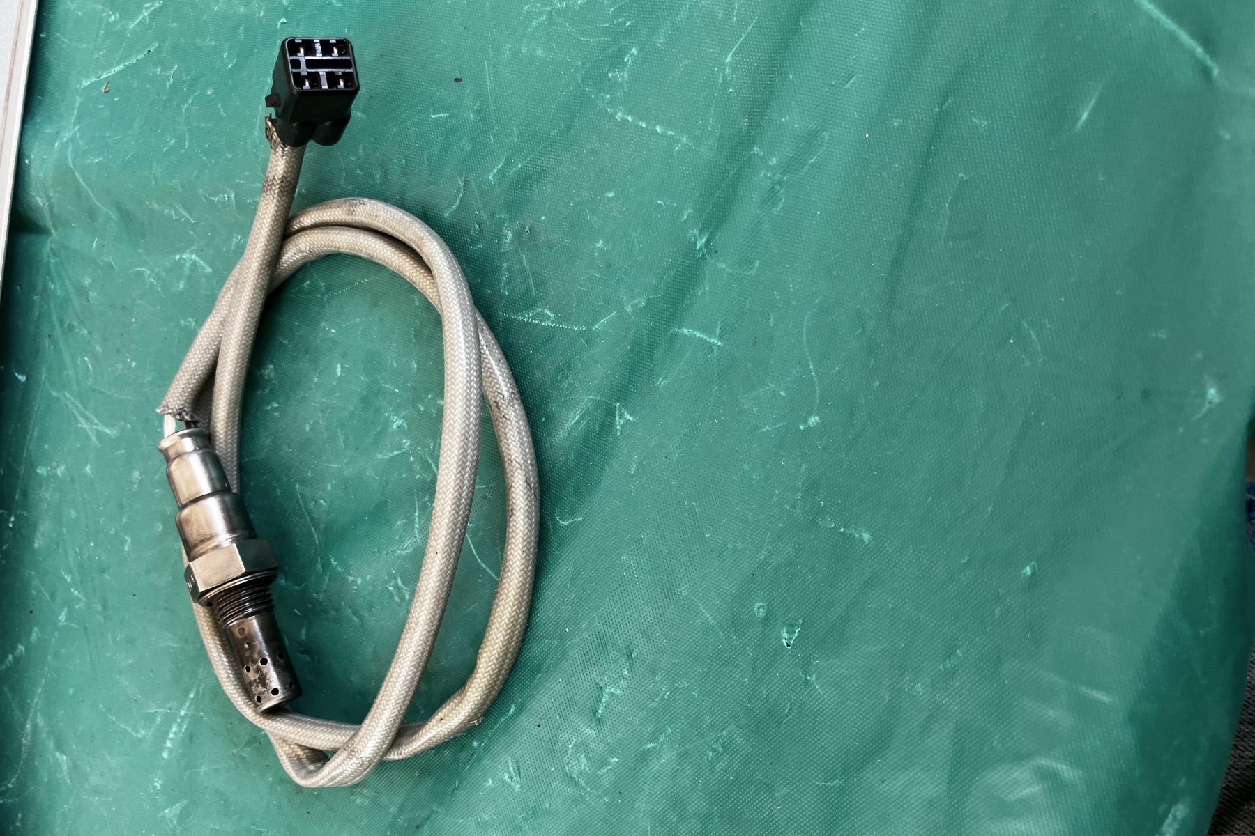 Goldwing GL1800 01 to 05 Sensor, Oxy, 2-4-6 Left 36532-MCA-023