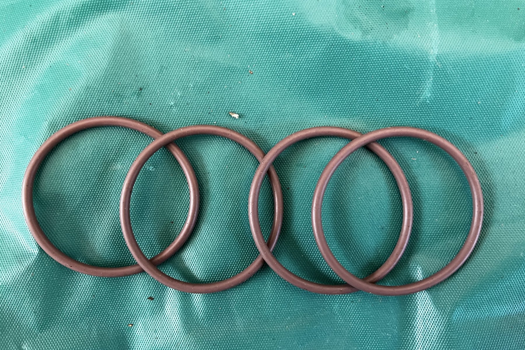 Goldwing GL1000, 1100 75 to 83 Manifold gaskets seals 91301-371-003