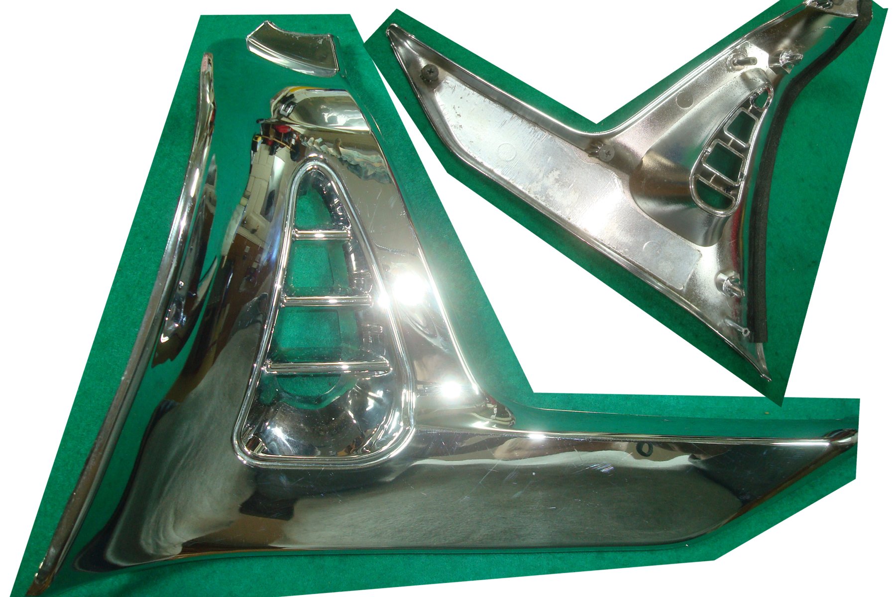 Goldwing GL1800 01 to 10 Side cover protector, Right Hand, Chrome