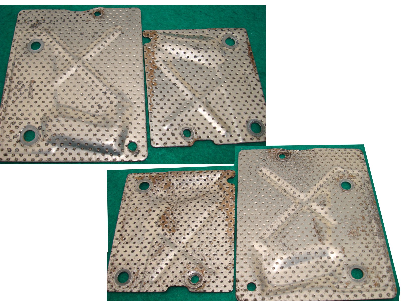 Goldwing GL1000 75 to 77 PLATE, R. and  L. INSULATOR SET 11531-371-000