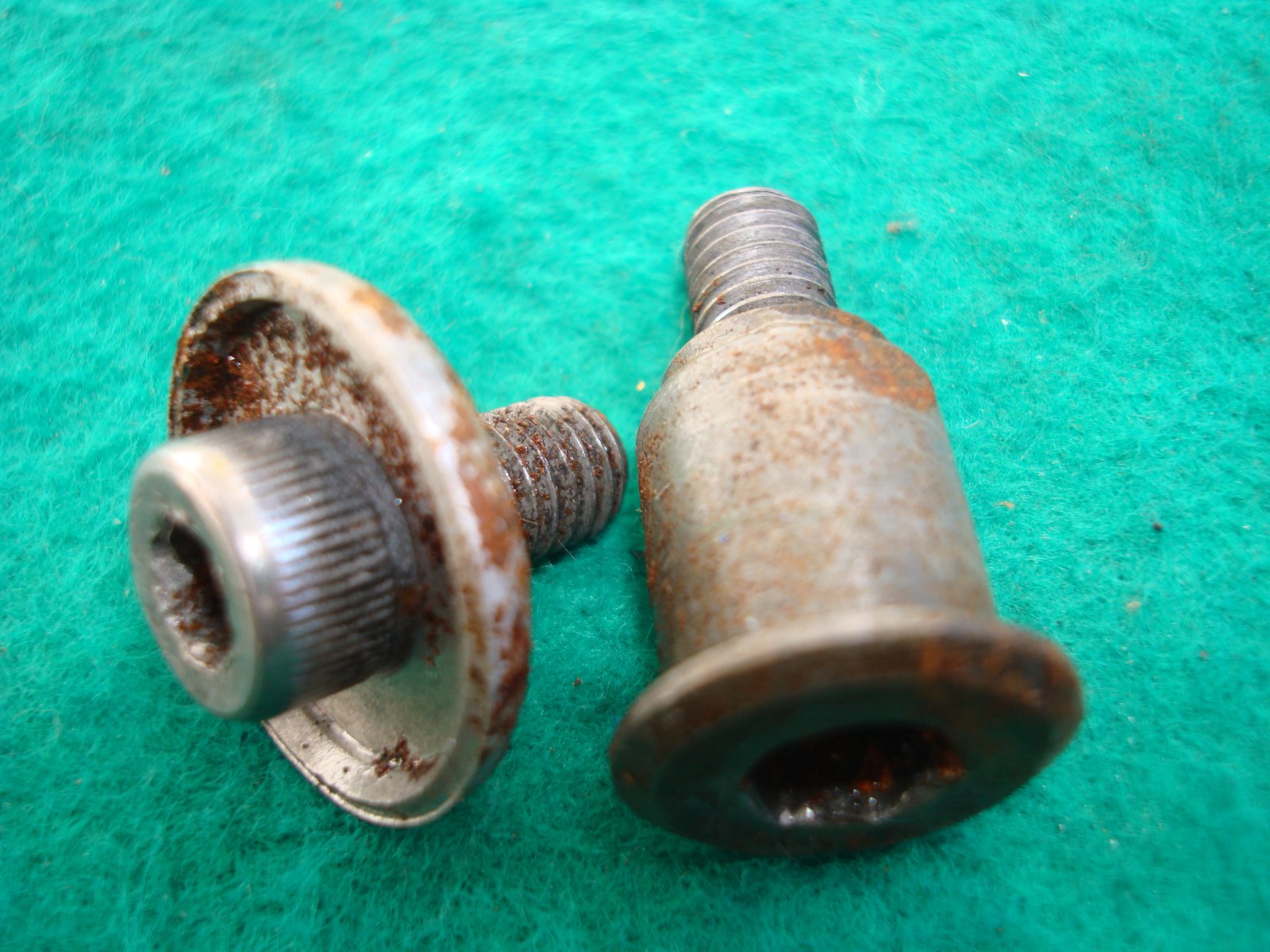 Goldwing GL1100 83 to 87 BOLT, SOCKET BOLT   90118-463-740